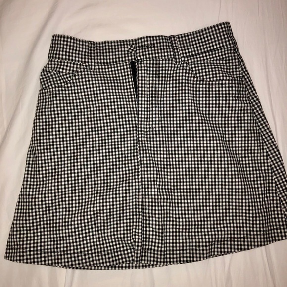 Brandy Melville Dresses & Skirts - BRANDY MELVILLE SKIRT!!!